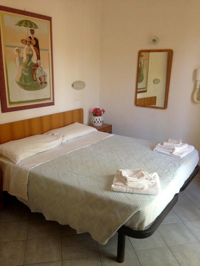 Hotel Jole San Mauro Mare Exterior foto